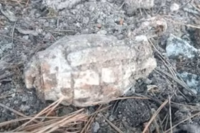 Gelendost'ta Yıkılan Evden Kurtuluş Savaşı'ndan Kalma El Bombası Çıktı