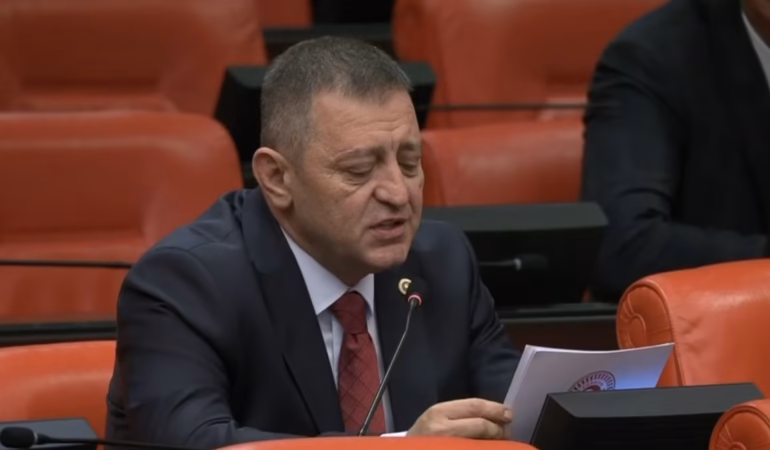 Isparta Çiftçisinin Dolu Çilesi Meclis Gündeminde Yankılandı