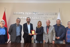 Isparta OSB'de Duygusal Buluşma: Sanayinin Kalbinde Vefa Vurgusu