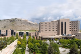 Isparta SDÜ Hastanesi Engelleri Kaldırdı: Erişilebilirlik Belgesi Gururu