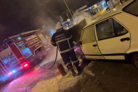 Isparta Şehir Hastanesi Önünde Korkutan Tofaş Yangını