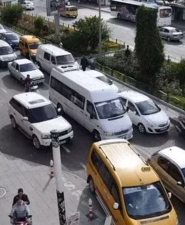 Isparta Yollarında Tarihi Rekor: Araç Sayısı 250 Bini Devirdi