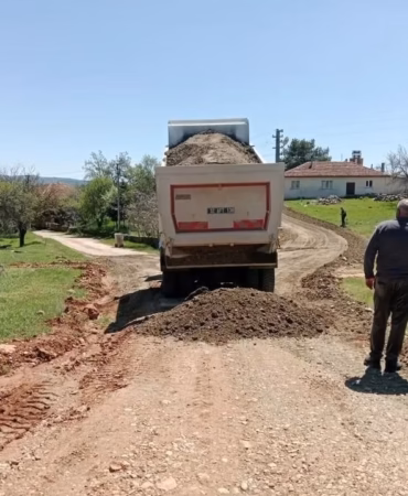 Isparta'nın Köylerinde Yol Seferberliği: Ulaşım Daha Güvenli
