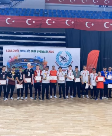 İzmir'deki Goalball Turnuvasından Isparta'ya 4 Tarihi Kupa