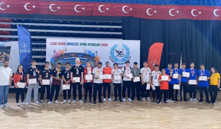 İzmir'deki Goalball Turnuvasından Isparta'ya 4 Tarihi Kupa