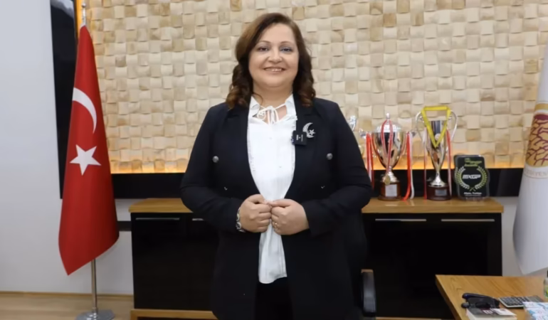 Komşu Afyon'da Siyasi Deprem: Burcu Köksal AK Parti'ye Geçiyor