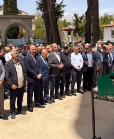 Şehidin babası son yolculuğuna uğurlandı