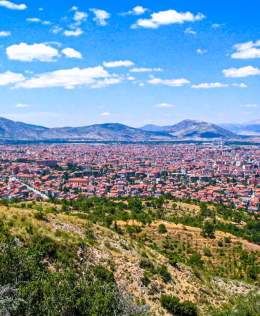 Turizm Devlerini Sollayan Isparta, Bayram Tatilinin En Çok Aranan Şehri Oldu