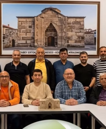 Atabey İS-ATA-DER'de Yeni Dönem: Tevfik Akar Başkan Seçildi