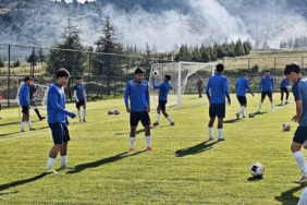 Davraz Spor Turizminin Gözdesi: Kazakistan U21 Kampta