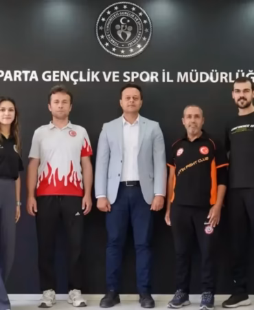 Dünya Arenasında Parlayan Ispartalı Sporcuların Yeni Hedefi Zirve