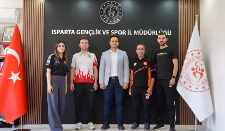 Dünya Arenasında Parlayan Ispartalı Sporcuların Yeni Hedefi Zirve