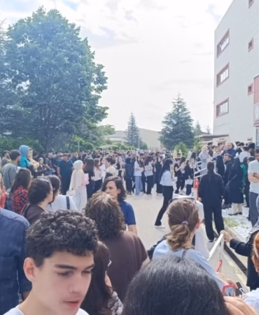 Geleceğe Atılan Büyük Adım: 2,5 Milyon Aday İçin YKS Maratonu Başladı
