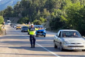 Isparta-Antalya Yolunda Sıkı Denetim: Jandarmadan Taviz Yok