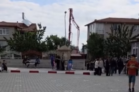 Isparta'da YKS Heyecanına İnşaat Gölgesi: Veliler Gürültüye İsyan Etti
