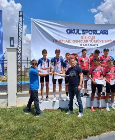 Isparta’nın Genç Pedalları Karaman’da Gümüş Madalyaya Ulaştı