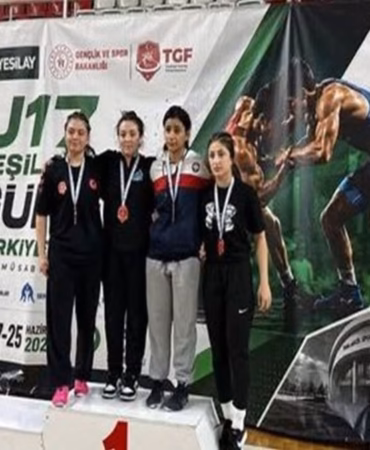 Isparta'nın Gururu Badesu Doğan Minderde Türkiye İkincisi Oldu