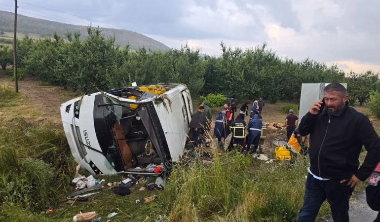 Isparta'yı Yasa Boğan Kaza: Gelendost Yolunda 4 Ölü 26 Yaralı