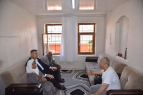 Kül Olan Umutlar Eğirdir'de Yeşerdi: Yaşlı Çiftin Evi Yenilendi