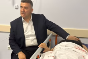 Mezuniyette Korkutan An: Başkan Özer Fenalaşan Öğrenciye Hızır Gibi Yetişti