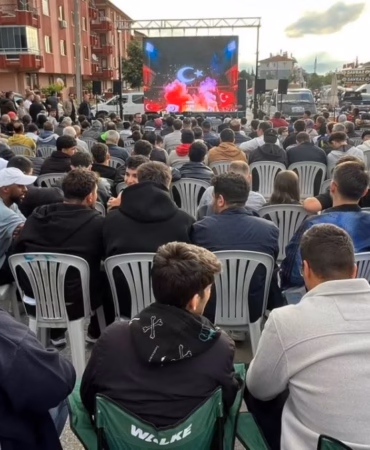 Öğrenciler İçin Dev Ekranlara YKS Molası: Maç Yayınları İptal
