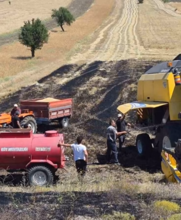 Burdur Yeşilova’da Hasat Faciasını Köyün Su Tankeri Önledi