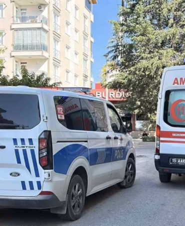 Haber alınamayan kadın evinde ölü bulundu