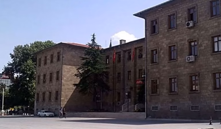 Isparta’nın Dört İlçesinde Kaymakam Değişikliği: Yeni İsimler Belli Oldu