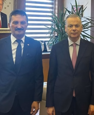 Isparta’nın Elma ve Kiraz İhracatı İçin Ankara’da Kritik Zirve