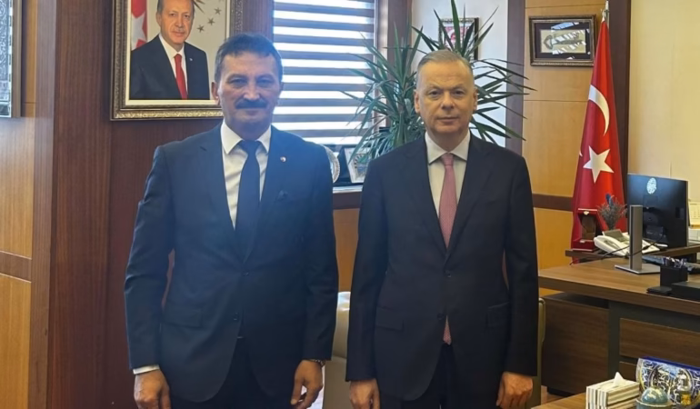 Isparta’nın Elma ve Kiraz İhracatı İçin Ankara’da Kritik Zirve