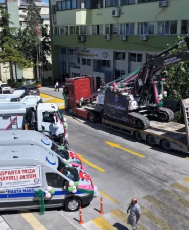 Isparta’nın Hizmet Gücü Artıyor: Belediyeden Filoya 6 Yeni Araç