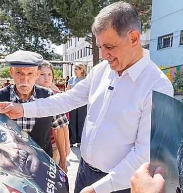 İzmir Başkanı Cemil Tugay’dan AK Parti’ye Transfer İddiasına Ret