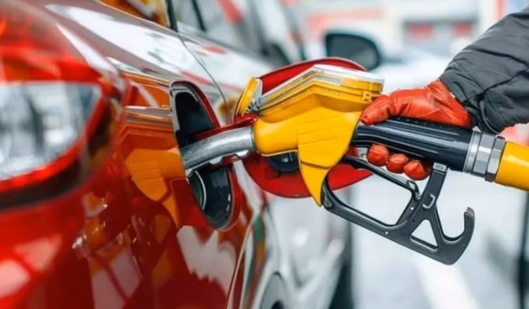 Küresel Kriz Pompaya Sıçradı: Motorine 4,20 Liralık Dev Zam Geliyor