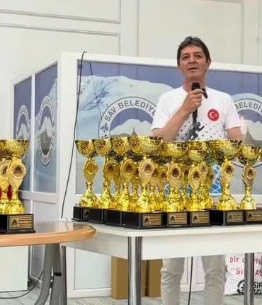 Davraz’ın Zirvesinde Nefes Kesen Mücadele: Şampiyonlar Ödüllerini Aldı