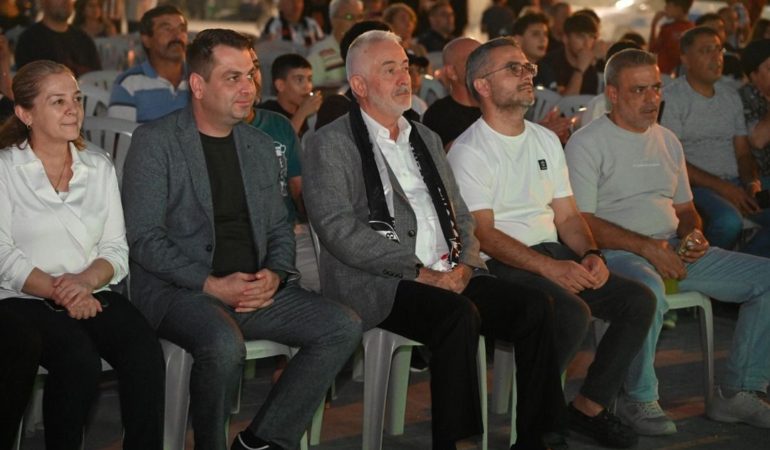 Isparta’da Dev Ekranda Siyah-Beyaz Avrupa Ligi Coşkusu