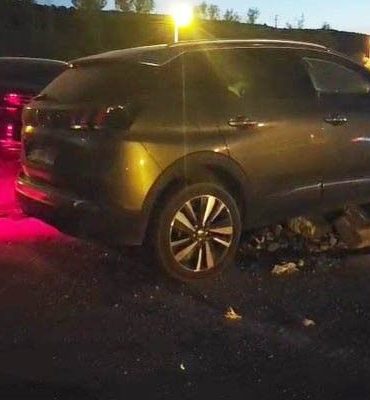 Isparta’da iki otomobil kavşakta çarpıştı: 10 yaralı