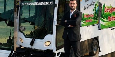 Muhtar Toprakçı Verdiği Sözü Yerine Getirdi: Deregümü’ne Süpürme Aracı