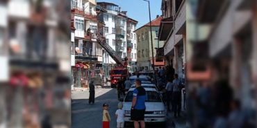 Şarkikaraağaç’ta Yürekleri Ağza Getiren Yangın: Faciadan Kıl Payı Dönüldü