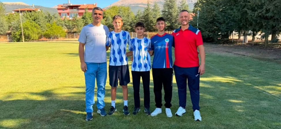 Amatör Kümeden 2. Lig’e Uzanan Başarı: Üç Genç Isparta 32 Spor’da