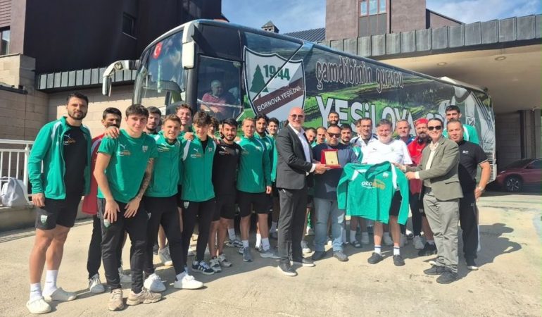Bornova Yeşilova FK’nın Isparta Kampı Yüzleri Güldürdü