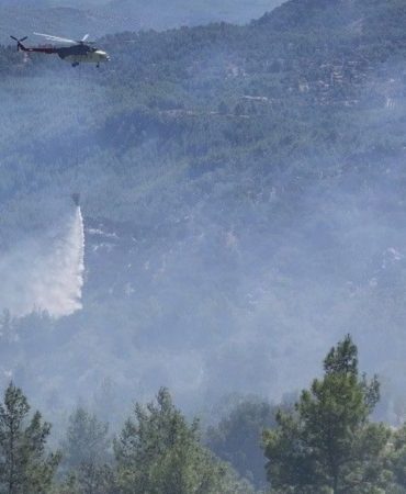 Burdur Bucak’ta Alevlerle Savaş: 75 Vatandaş Tahliye Edildi