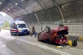 Dereboğazı Tünellerinde Korkutan Kaza: Otomobil Takla Atıp Ters Döndü!