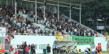 Isparta 32 Spor’da Büyük Kırgınlık: 32 Gençlik Tribünleri Bıraktı