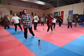 Isparta Belediyesi’nden Kadınlara Sağlık ve Neşe Katan Ücretsiz Spor Kursu