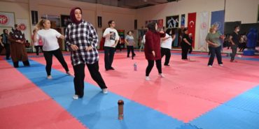 Isparta Belediyesi’nden Kadınlara Sağlık ve Neşe Katan Ücretsiz Spor Kursu
