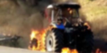 Isparta Yalvaç’ta Hareketli Sabah: Traktör Alev Alev Yandı