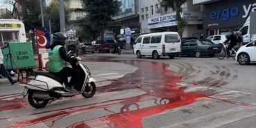 Isparta Yolu Kırmızıya Boyandı: Kan Sanıldı, Gerçek Başka Çıktı