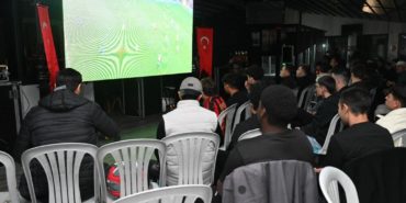 Isparta’da Milli Maç Coşkusu Dev Ekranda Yaşandı