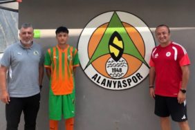 Isparta’dan Süper Lig’e Genç Yetenek Köprüsü: Kadir Yılmaz Alanyaspor’da