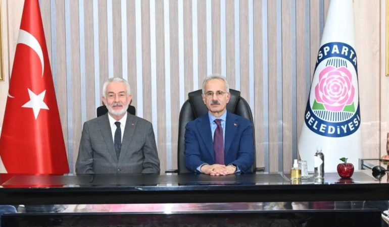 Isparta’nın 30 Yıllık Özlemi Gerçek Oluyor: Dereboğazı Yolu İçin İhale Takvimi Netleşti